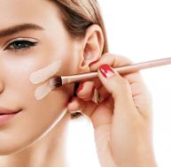 Beauté : adaptez vos cosmétiques à votre couleur de peau / iStock.com - utkamandarinka