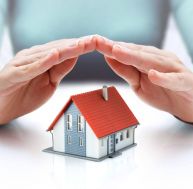 Immobilier : protéger son patrimoine en regroupant ses crédits / iStock.com / RomoloTavani
