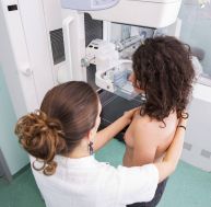 Mammographie : des examens bisannuels jugés inutiles avant 50 ans par les spécialistes
