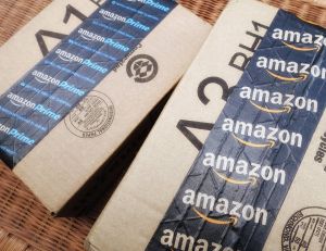 Amazon lance un service de livraison de courses en France : Amazon Pantry / iStock.com - NoDerog