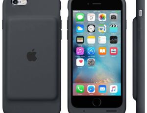 Après avoir longuement botté en touche, Apple sort sa propre coque batterie pour iPhone