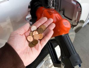 Les prix des carburants à leur plus bas niveau depuis début 2015...