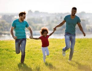 Famille : les droits du parent social / iStock.com - SkyNesher