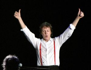 McCartney lors d'un concert en 2009