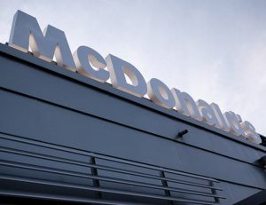 Une note interne diffusée par la direction de McDonald's met en lumière des pratiques peu reluisantes, à l'égard des sans-abris - Flickr CC. copyright