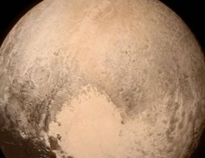 Photo de Pluton prise par New Horizons, à 768 000 km de distance - copyright NASA