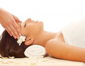 Pourquoi les massages sont-ils bons pour la santé ? / iStock.com-vgajic
