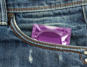 Sida : pour 57% des étudiants, l’usage du préservatif n’est pas systématique/ iStock.com - Perytskyy