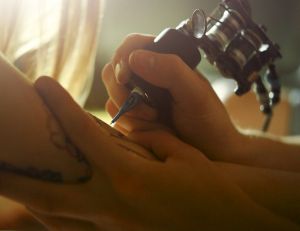 Une momie tatouée en dit plus sur les origines du tatouage