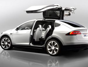 Aperçu du Tesla X présenté mardi 29 septembre par Elon Musk © Tesla
