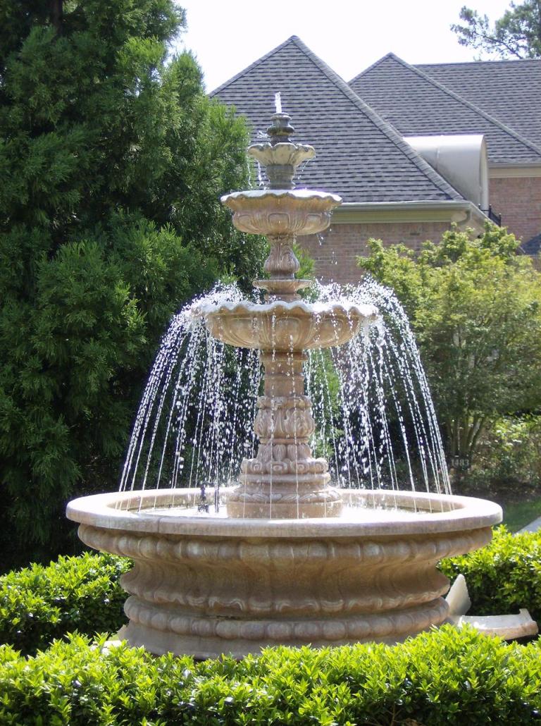 Fontaine de jardin : installer une fontaine dans son jardin | Pratique.fr