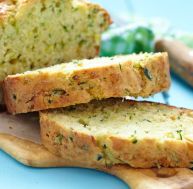 Apéros et pique-niques : le pain de courgette, quelle recette !