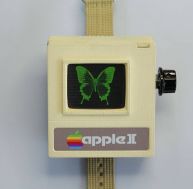 Non, l'Apple Watch 2 ne risque évidemment pas de ressembler à cet objet faussement vintage... - copyright instructables