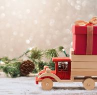 C'est le moment d'acheter les jouets de Noël / iStock.com - Maglara