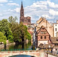 Capitale mondiale du livre en 2024 : l'Unesco a choisi Strasbourg / iStock.com - querbeet