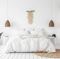 Comment aménager sa chambre pour bien dormir ? / iStock.com - Artjafara