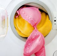 Comment bien laver ses sous-vêtements pour les garder plus longtemps ? / Istock.com - deepblue4you