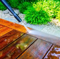 Comment nettoyer sa terrasse en bois ?