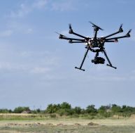Les drones sont de plus en plus considérés comme un vrai danger pour les avions de ligne...