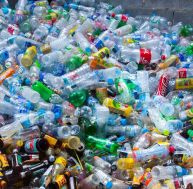 Environnement : l'alerte de l'ONU sur les 5 000 milliards de sacs plastiques / iStock.com - nikom1234