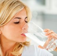 Hydrater son corps régulièrement