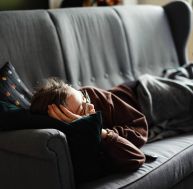 La science de la sieste parfaite : durée, position, moment de la journée…
