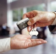 Les clés pour acheter ou vendre votre voiture chez Aramis Auto
