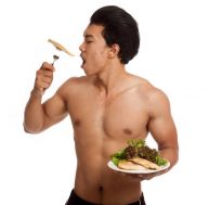 Mardi conseils : les aliments qui vous feront prendre du muscle / iStock.com - Halfbottle