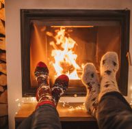 Passez votre déco en mode hiver pour un intérieur chaleureux / iStock.com - svetikd