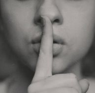 Travail en silence : la solitude dans le monde professionnel