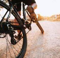 Un tour de France à vélo pour offrir à manger aux sans-abris