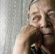 Comprendre la solitude des personnes âgées