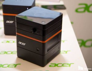 L'Acer Revo build mesurerait 10 cm sur 10 cm - copyright Windows / Acer