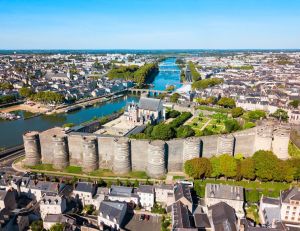 Angers : les chiffres clés du marché immobilier en 2022 / iStock.com - saiko3p