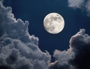 Astronomie : découverte d'eau glacée sur la Lune / iStock.com - Anson_iStock