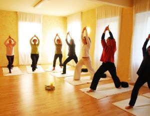 Bien-être : découvrez le Kundalini yoga / iStock.com - Wakila