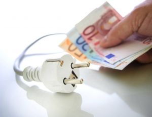 Budget : comment estimer sa consommation électrique ? / iStock.com - Deepblue4you