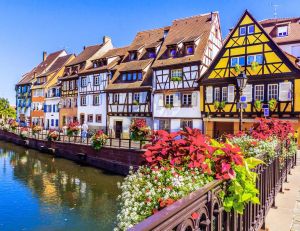 Changement de destination : optez pour l'Alsace ! / iStock.com - carmengabriela
