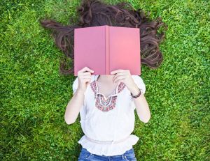 Comment inciter un adolescent à lire ? / iStock.com - Portishead1