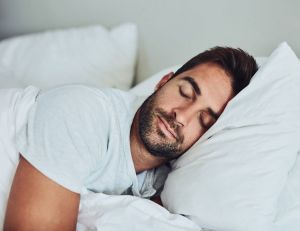 Conseils pour mieux dormir / iStock.com - PeopleImages
