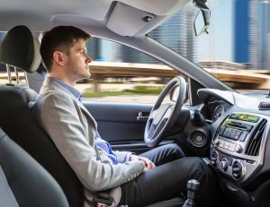 Des véhicules autonomes en 2024 pour Mercedes et BMW/istock.com-AndreyPopov