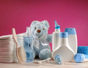 Enfant : faut-il se méfier des produits d'hygiène pour bébé ? / iStock.com - Davizro