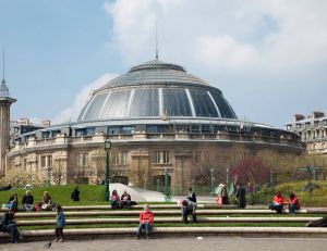 Good news : la Fondation Pinault va ouvrir un musée à Paris / iStock.com - Ingenui