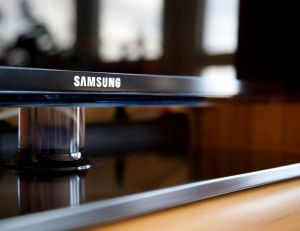 High-Tech : Samsung présente une TV verticale ! / iStock.com - Dolas