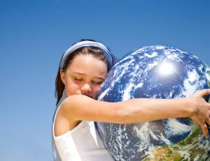 Initiative positive : découvrez Embracing the World