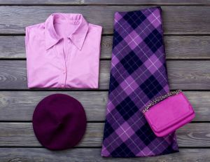 Mode : le violet, couleur tendance de la rentrée 2019/ iStock.com - Denisfilm