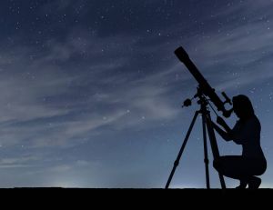 La Nuit des étoiles 2018 : des points d’observation partout en France / iStock.com - Allexxandar