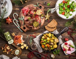 Les repas traditionnels de Noël dans le monde . Istock.com - Merinka