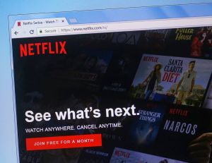 Netflix veut désormais facturer le partage de mot de passe / iStock.com - GoodLifeStudio