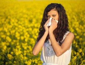 Non, une allergie n'est pas une pathologie à prendre à la légère… / iStock.com - GoodLifeStudio